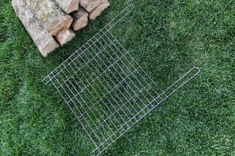 Плоская сетка на мангал 
Рабочая часть: 500*400 мм; Пруток: ASI304 S-493