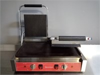 Гриль контактный KARSTONTECH KS-CG20C 91150