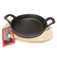 Сковорода порционная чугунная 16*4 см с подставкой из фанеры, P.L. Proff Cuisine 713201