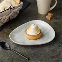 Тарелка мелкая 19*16,5 см,фарфор,серия 