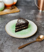 Тарелка круглая d=19 см,фарфор,зеленый цвет 